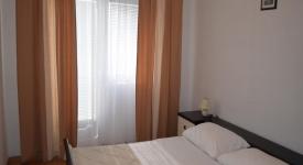 Apartman 2, Apartman Tomas, Murter