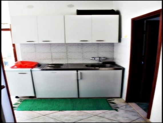 Apartman 3, Plavi, Zeleni I Crveni, Murter