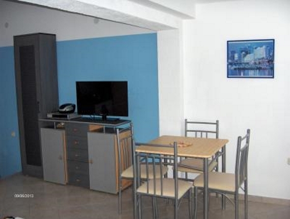 Apartman 3, Dario Apartmani, Pag