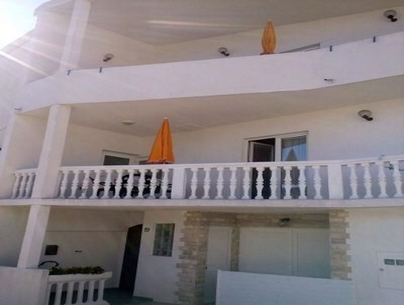 Apartman 3, Dario Apartmani, Pag