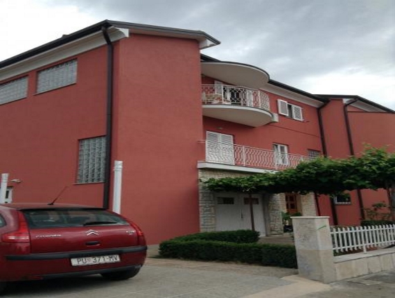 Apartmani Slavujević, Umag