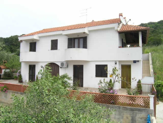 Apartmani Marusic, Molat